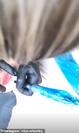 Skye Wheatley Shows Off Her Toned Bikini Body On Bali Getaway Daily Mail Online