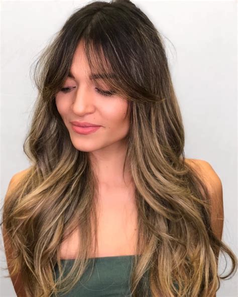 Idées De Cheveux Longs Dégradés Avec Frange Et Comment La Choisir Selon
