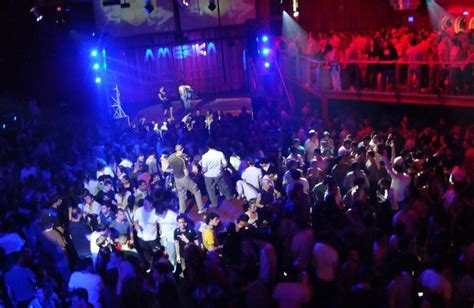 La Fiesta Gay Tanga Cancela Evento En Sala Barcel Tras Acto De Vox