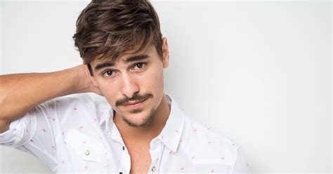 Bruno Montaleone Fala Sobre Cenas De Sexo Gay Em Verdades Secretas Metro World News Brasil