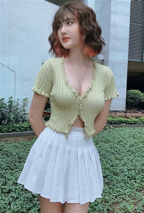 Thời nào còn là tài xế Grab đáng yêu nàng hot girl Việt bỗng chốc thay đổi chóng mặt lột xác