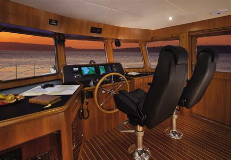 Custom Pilothouse & Trawler Yachts | North Pacific Yachts