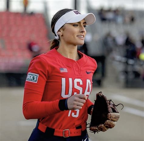 Baylee Klingler, Shortstop, Infielder, Washington Huskies - NIL Profile