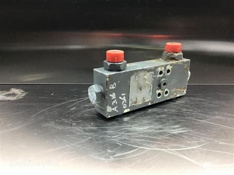 Liebherr 9000368 Pneumatic Valve For Liebherr A312 Li A314 Li A316 Li