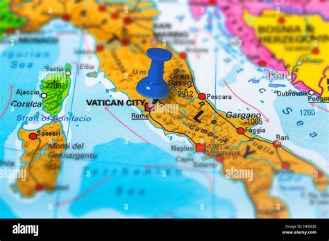 Vatican City Italy map Stock Photo - Alamy