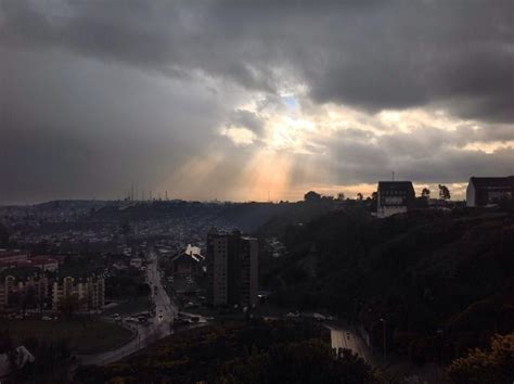 Atardecer De Invierno Fotografiado En Uno De Los Mirdores De L Ciudad