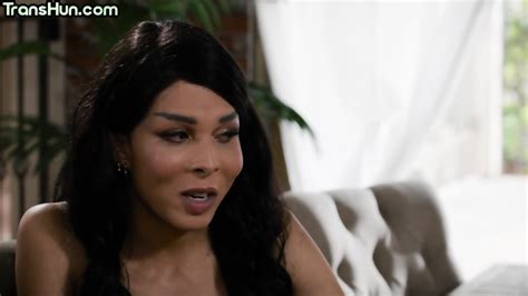 Lesbian Ebony Tranny Titfucking GF Be4 Pussyfuck On Sofa