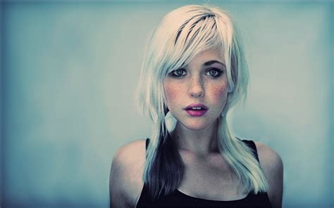 Doe Eyed Blonde Porn Pic