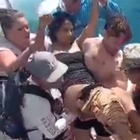 La Presentadora Del Tiempo M S Sexy Del Mundo Volvi A Deslumbrar Con Sus Fotos En Bikini Infobae