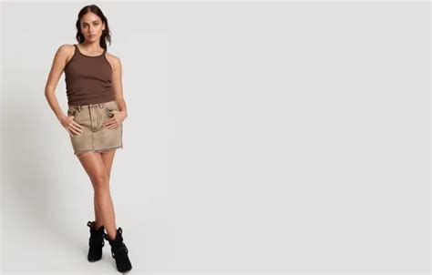 Wallpaper girl model brunette skirt tank top for mobile and desktop section девушки