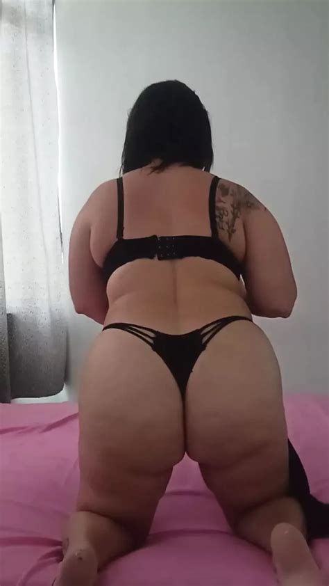 Hot Mature Shows How To Use An Anal Plug And Masturbates With A Big Dildo Xhamster