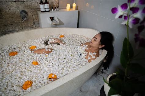 relaxing spa day  ubud  day nira travel