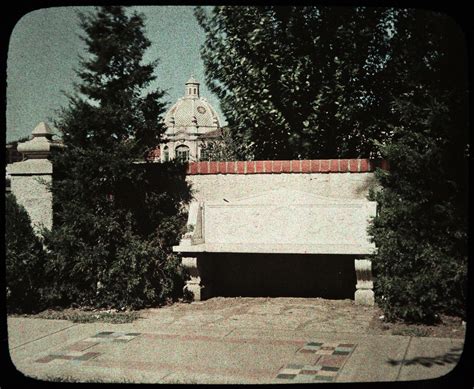 Marble Seat in Country Club Plaza | The Pendergast Years