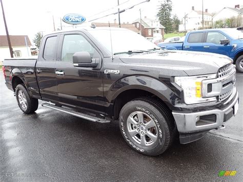 Agate Black 2019 Ford F150 Xlt Supercab 4x4 Exterior Photo 144136471