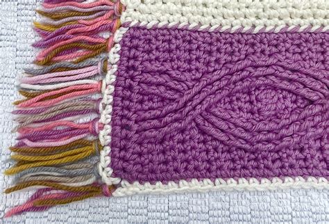 Cosy Cable Blanket Emma Leith