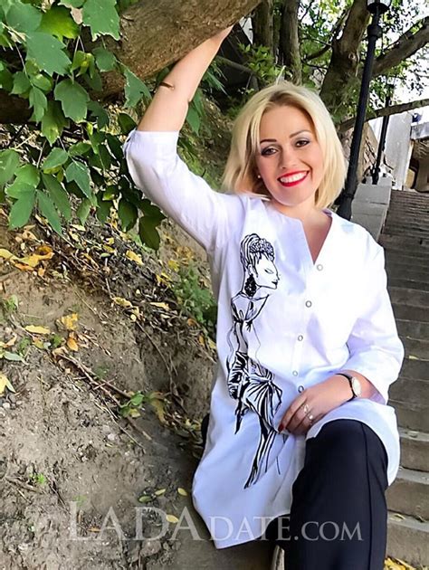 Charming Alyona Y O From Nikolaev With Blonde Hair Id Ladadate