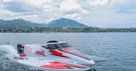 Hypeabis F Powerboat Angkat Pamor Danau Toba Ini Kata Menparekraf