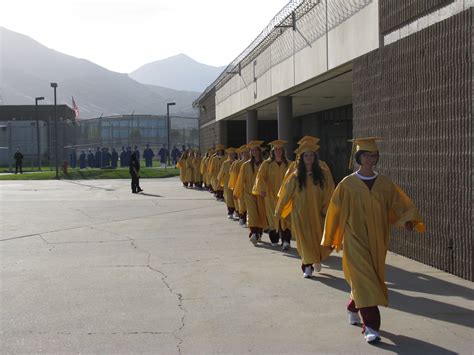 Utah prisons award record number of high school diplomas