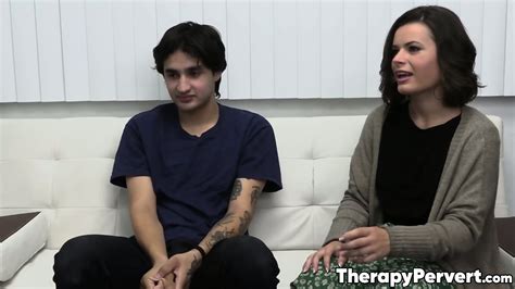 Stepsiblings Dharma Jones And Elias Cash Have A Threesome With MILF