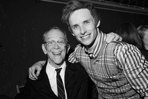 Jennifer Grey Celebrates Dad Joel Greys 92nd Birthday With ‘cabaret Casts