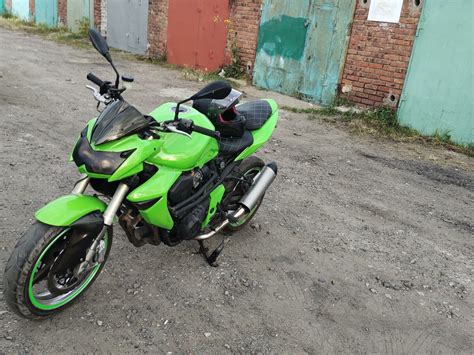 Купить б у Kawasaki Z инжектор передач в Омске зелёный naked bike года на Авто ру
