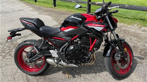 Kawasaki Z Walkaround Super Naked And Fast Best In Class Youtube Fast Mc Ride Happy