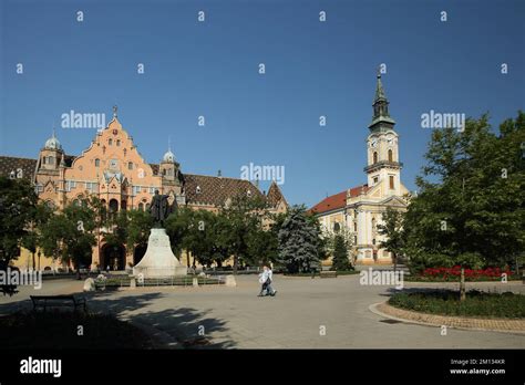 Town Hall And Baroque Great Church Nagytemplom Kossuth Tér Kecskemet