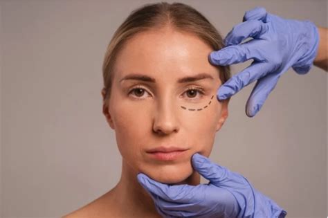 5 Plastic Surgery Procedures Commonly Used (and Possibly by Jen Psaki) - svocrje