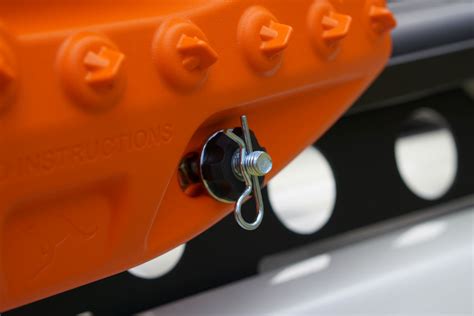 Maxtrax Mounting Pins 75mm Holds 1 Pair Of Maxtrax Offroad Designs