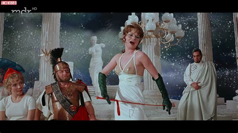 Naked Helga Piur In Orpheus In Der Unterwelt