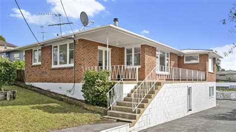 2 Helena Street Massey Auckland New Zealand Homespec