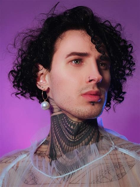 5 000 Free Gay Guys Guy Images Pixabay