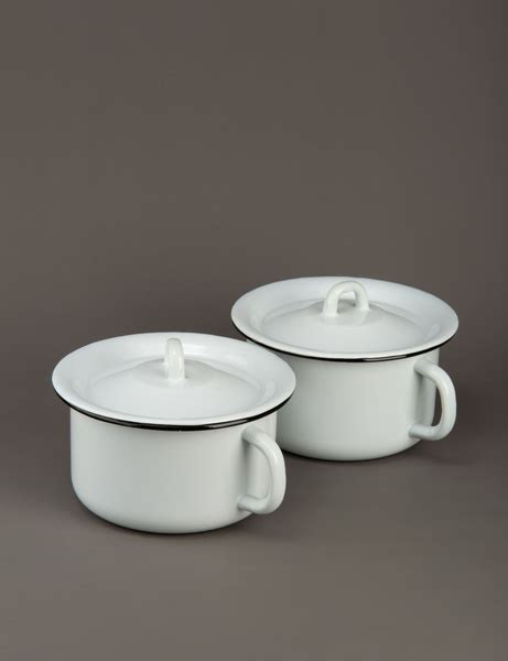 Горшок детский эмалированный 1,9 литра, комплект 2 шт купить на OZON по ...