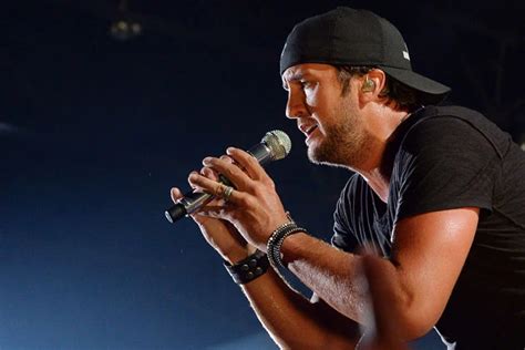 Luke Bryan Premieres Crash My Party On Today Show Video