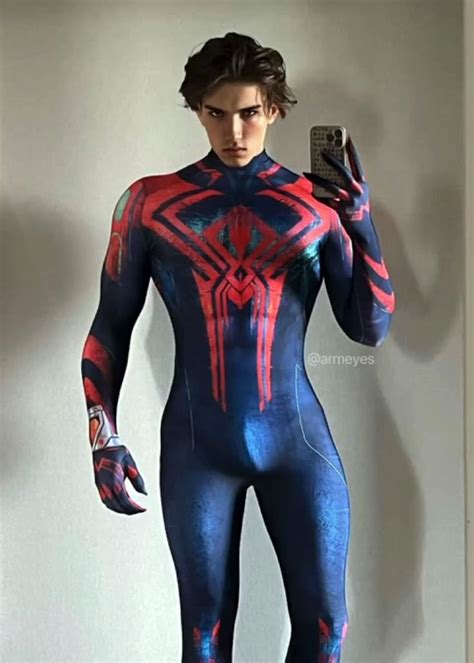 SpiderMan Cosplay By Armeyes Yes IG Men In Tight Pants Spiderman Hot Asian Men