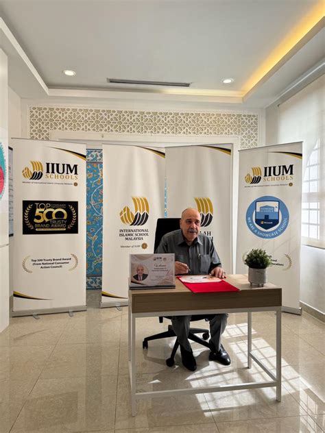 IIUM Schools Hosts Ambassador of Palestine for Collaborative Education