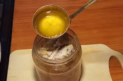 Куриная тушенка для ленивых: в разы вкуснее, чем магазинная