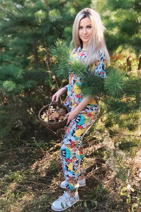 Beautiful Aleksandra Y O From Poltava With Blonde Hair Id Ladadate