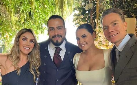 Anahí y su mini cintura que robó cámara en la boda de Maite Perroni