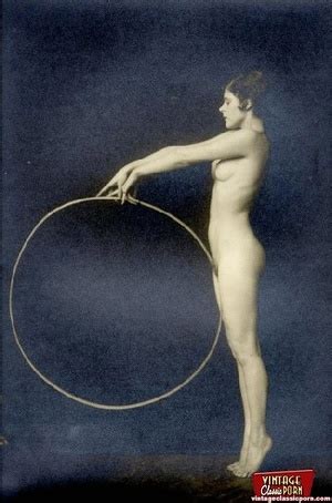 Beautiful Sexy Vintage Women Posing Nude In The Thirties Xxx Dessert