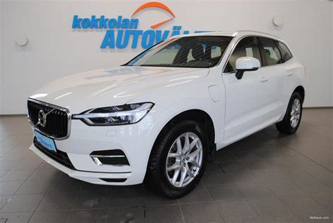 Volvo XC60 T8 AWD Momentum Advanced Aut Webasto Panorama Vetokoukku