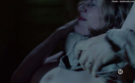 Naked Caroline Bourg In Boulevard Du Palais