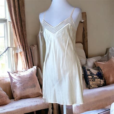 Victoria S Secret Intimates Sleepwear Nwt Silk Victorias Secret Nightie Lingerie Slip