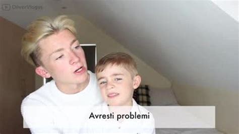 Confessa di essere gay al fratellino la reazione è emozionante fem