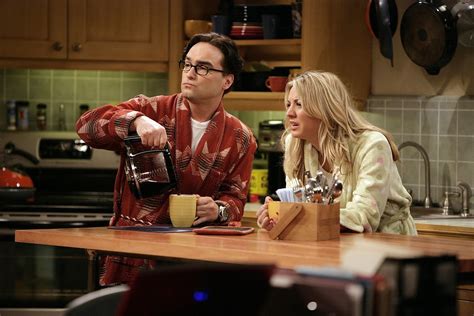 3 Things About The Big Bang Theory Pilot That Wouldnt Fly Today