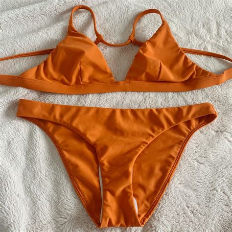 BRAND NEW TIGERLILY BIKINI SET Size 6 Top Depop