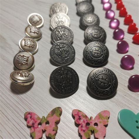 Ґудзики на будь-який смак.: ціна 2 грн - купити Шиття і в'язання на ІЗІ ...