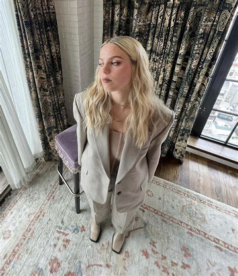 Rene Rapp Renee Blonde Wife Mean Girls