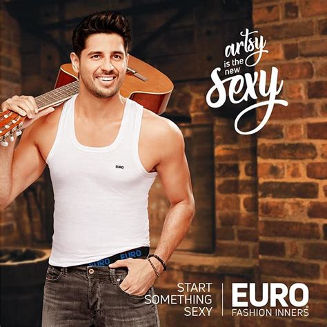 Shirtless Bollywood Men Siddharth Malhotra Shirtless Often Hot Bod Of Bollywood