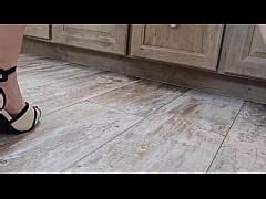 The Cleaning Service Manager Came To Sign The Contract And Gave My Pussy A Good Deep Cleaning As